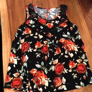 Size medium floral Xhilaration top.